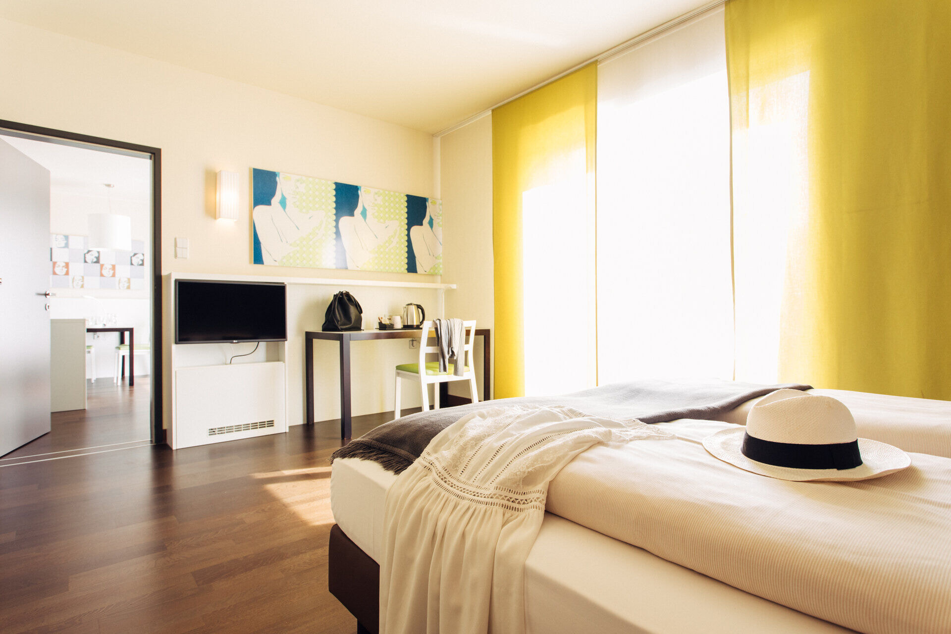 HHL_Studio-Apartment-IV